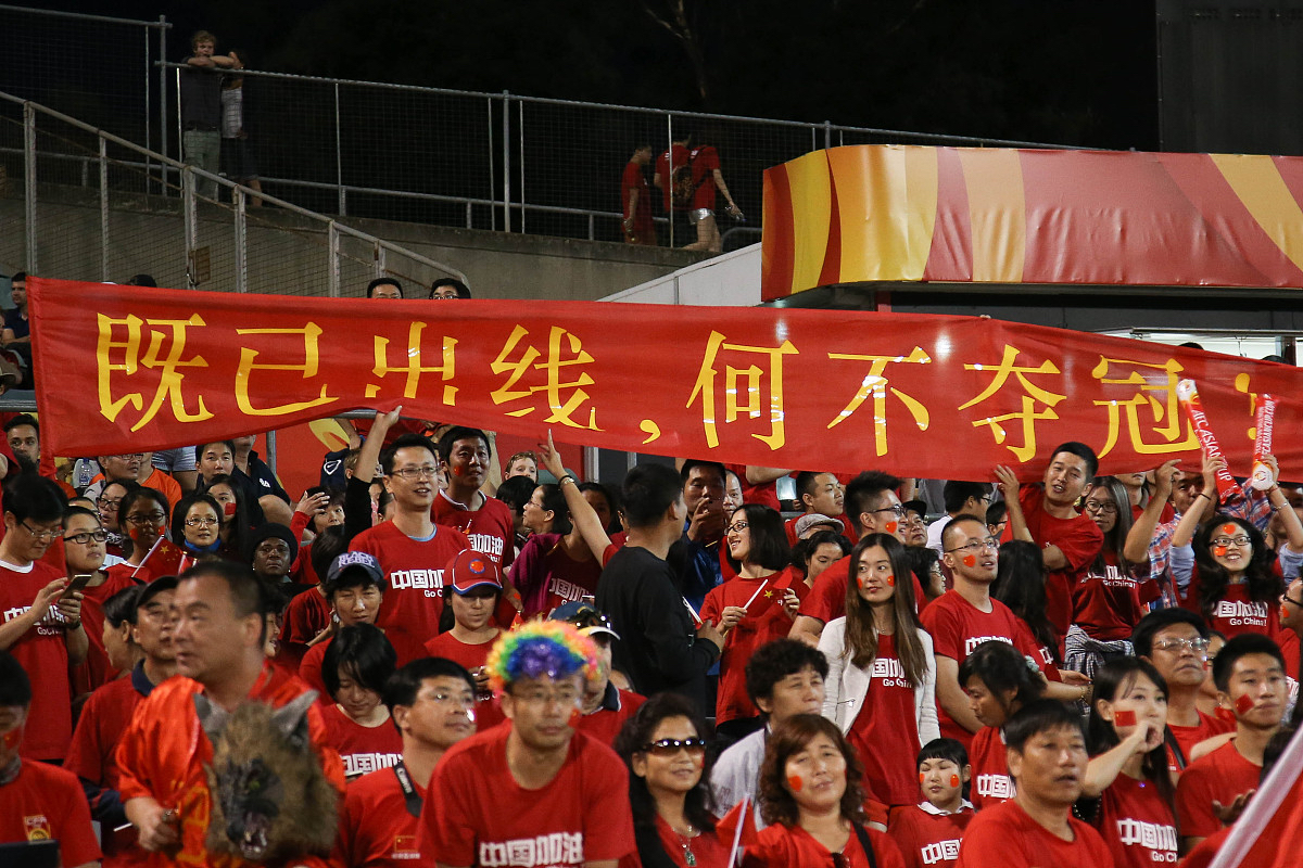 包含强势队伍积极备战，为胜利全力以赴的词条